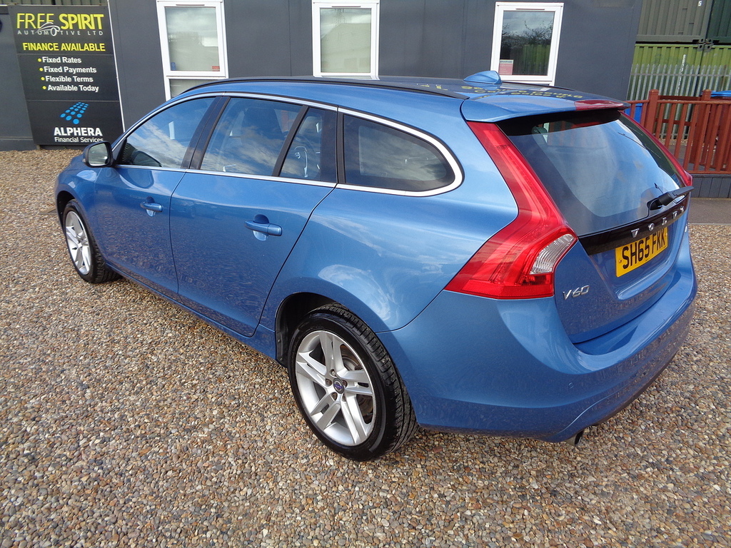 Volvo V60 V60 R-design D2 Black #28