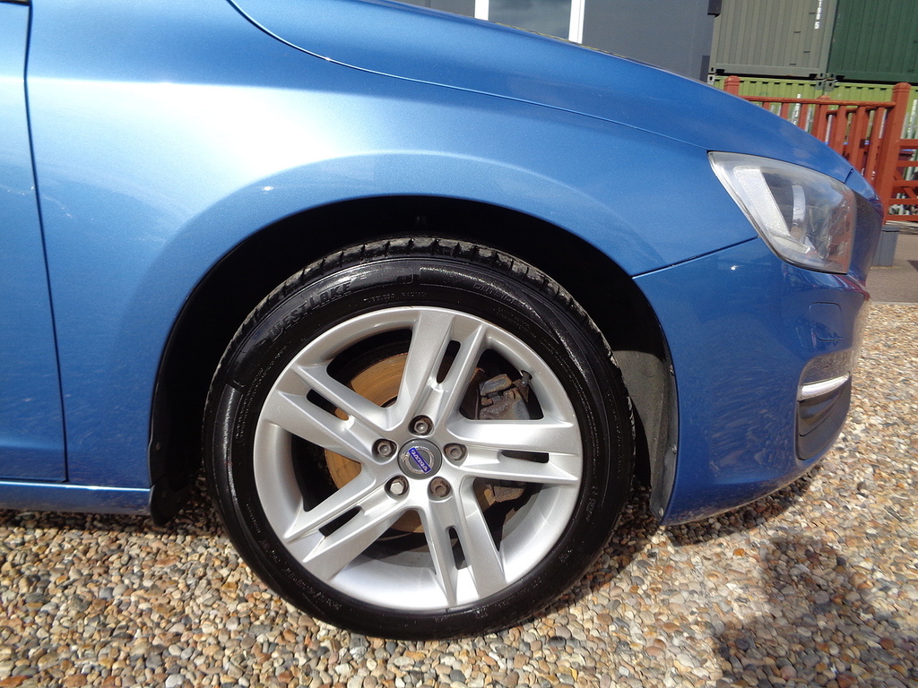Volvo V60 V60 R-design D2 Black #29