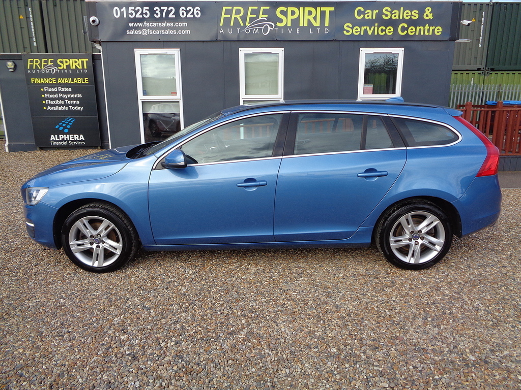 Volvo V60 D2 Se Blue #6
