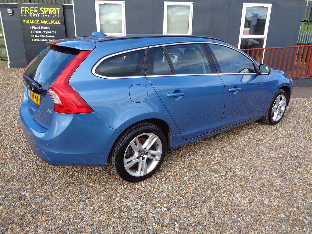 Volvo V60 V60 R-design D2 Black #27