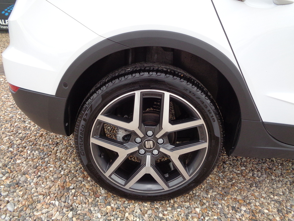 Seat Arona 1.0 Tsi 110 Fr Red Edition Black #37