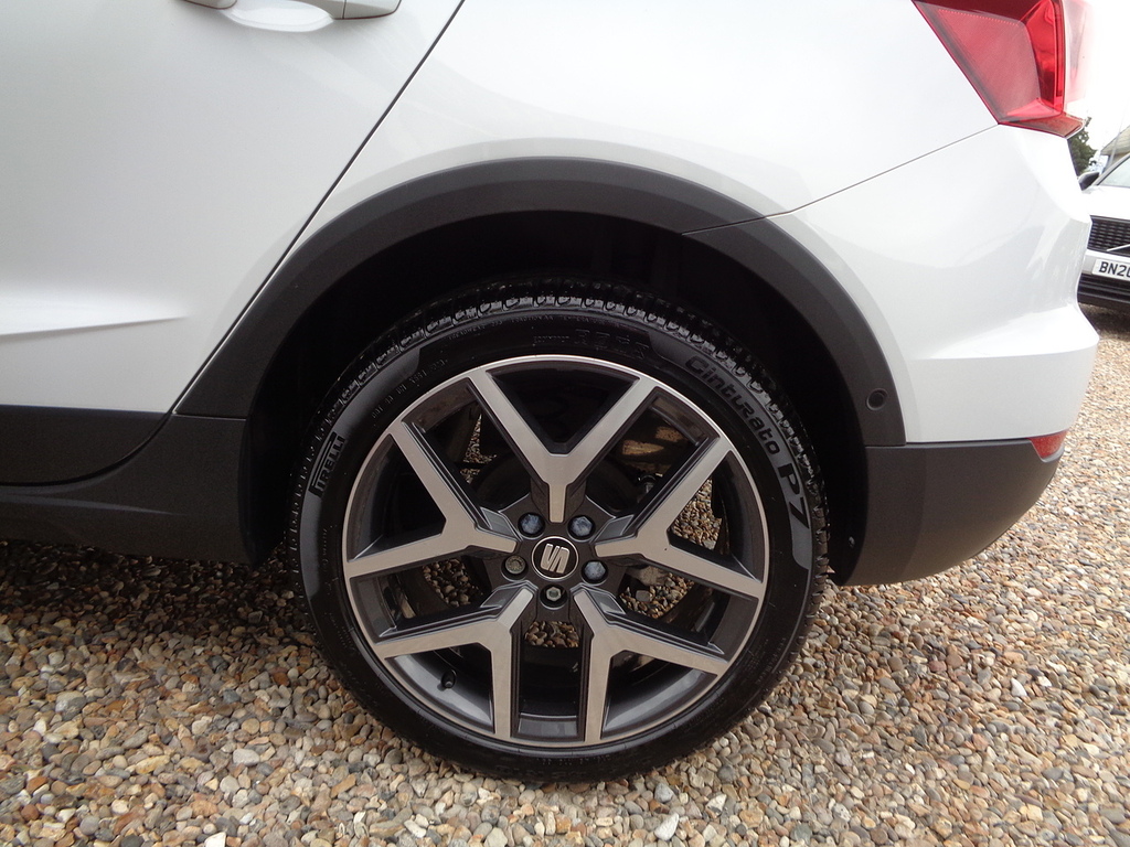 Seat Arona 1.0 Tsi 110 Fr Red Edition Black #38