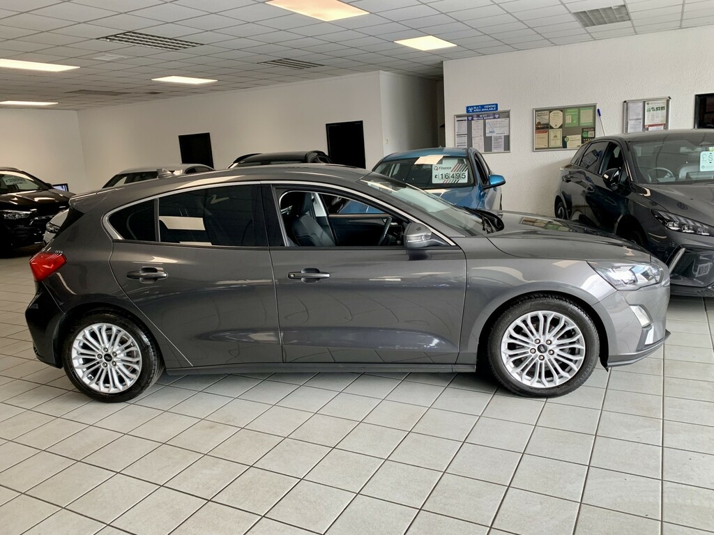 Ford Focus Hatchback 1.5 T Ecoboost Titanium X 201919 KD19KUW Grey #6