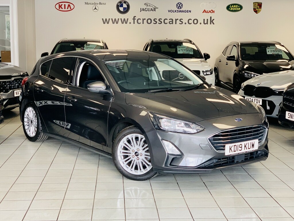 Ford Focus Hatchback 1.5 T Ecoboost Titanium X 201919 Grey