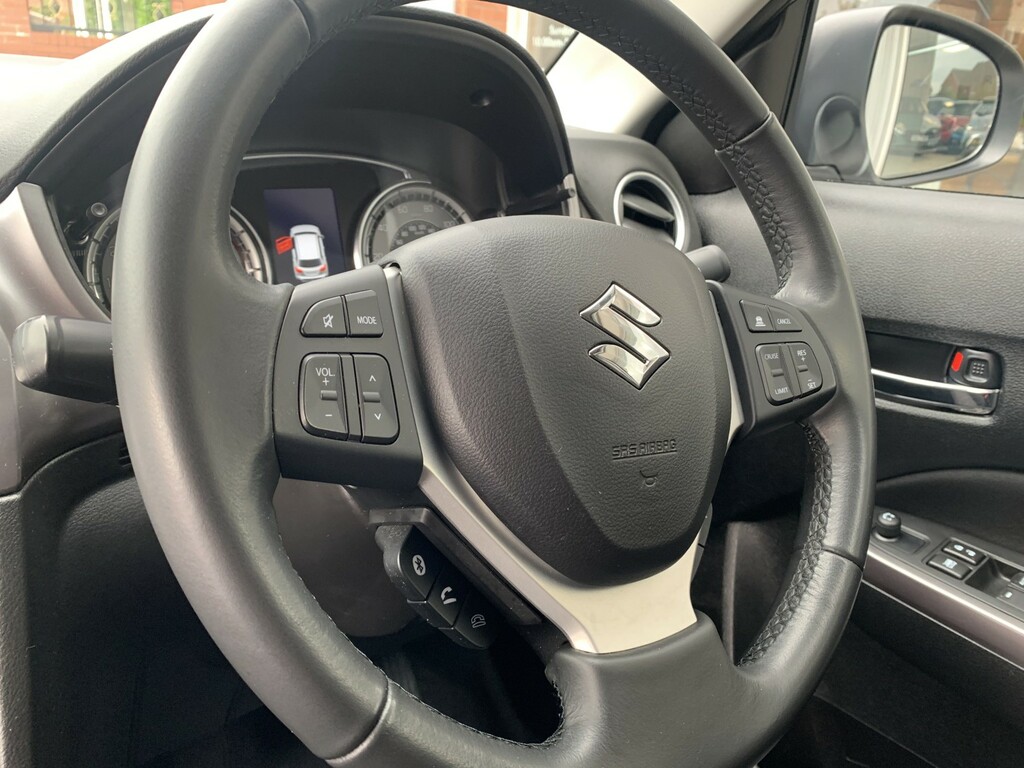 Suzuki Vitara 1.5 Sz5 Suv Yellow #13