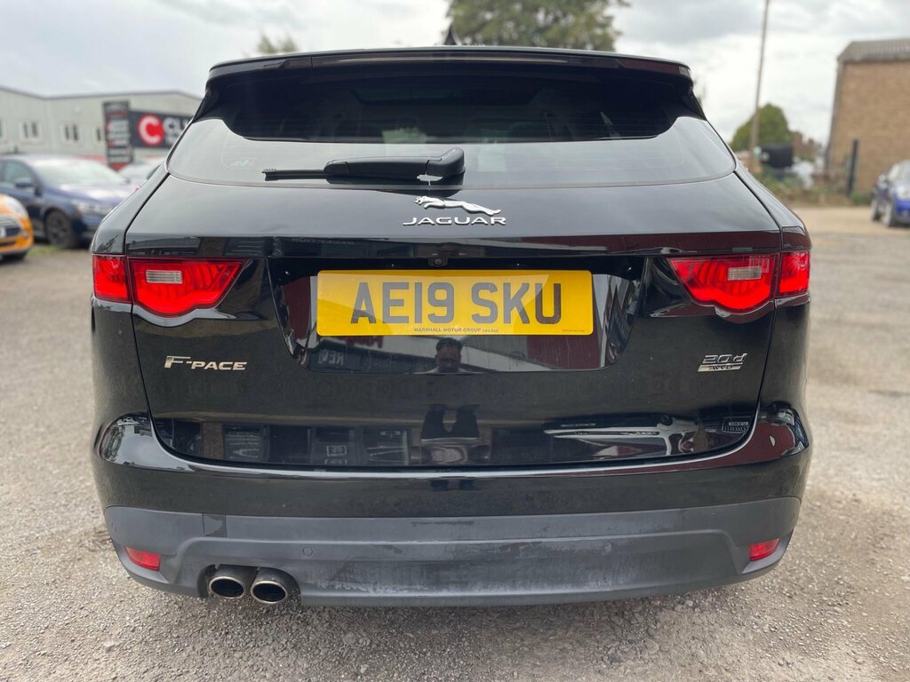 Jaguar F-Pace 2.0 D180 Portfolio Awd Euro 6 Ss AE19SKU Black #5