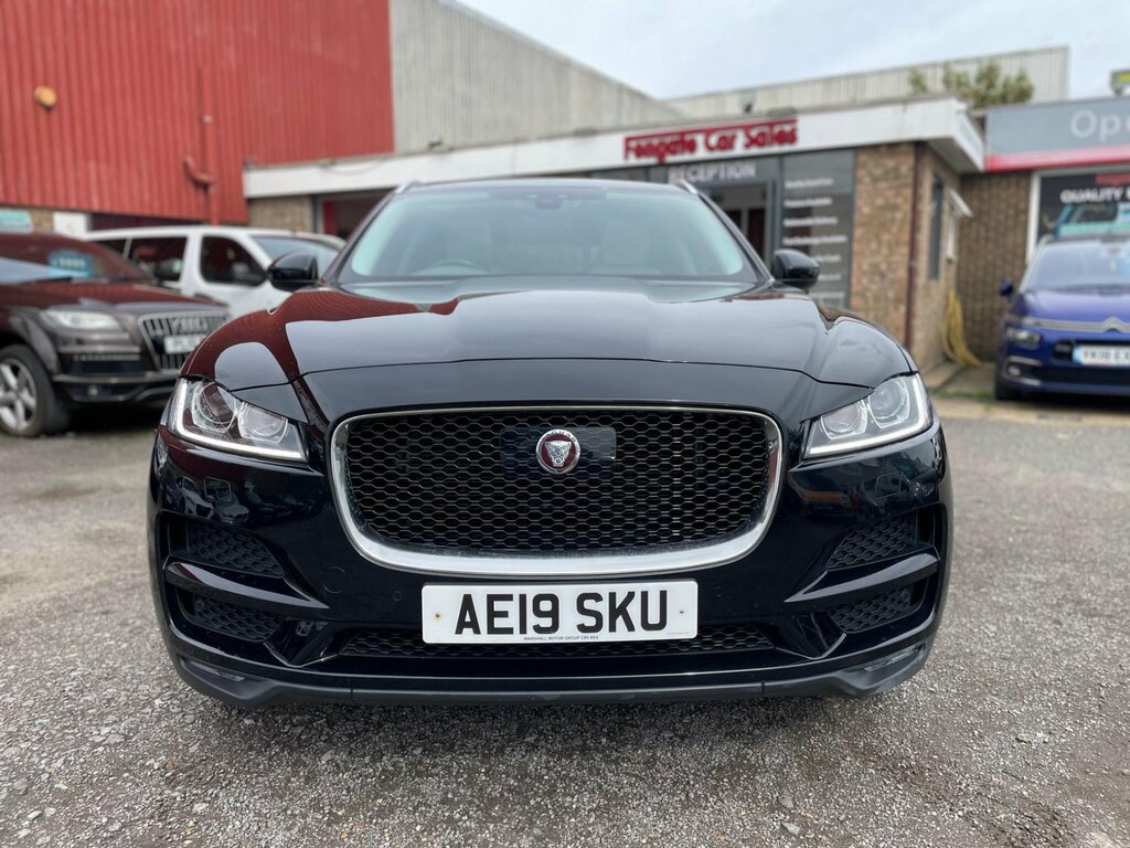 Jaguar F-Pace 2.0 D180 Portfolio Awd Euro 6 Ss AE19SKU Black #2