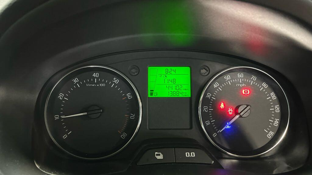 Skoda Fabia Blue #9