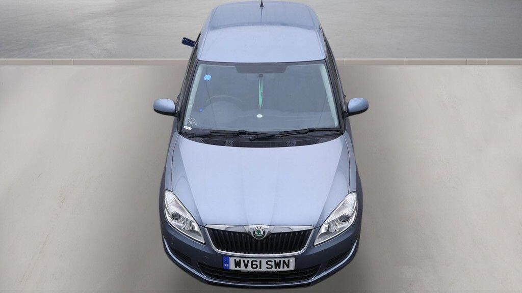 Skoda Fabia Blue #7