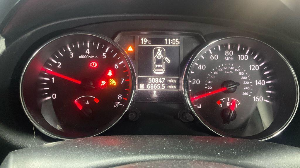 Nissan Qashqai 1.6 117 Tekna Cvt Grey #3