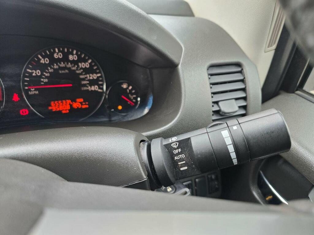 Nissan Navara 2.5 Dci Tekna 2014 Black #36