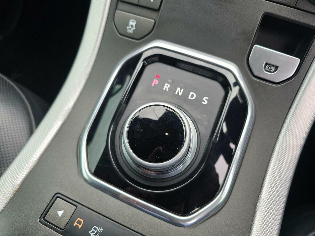 Land Rover Range Rover Evoque Se Tech Black #40