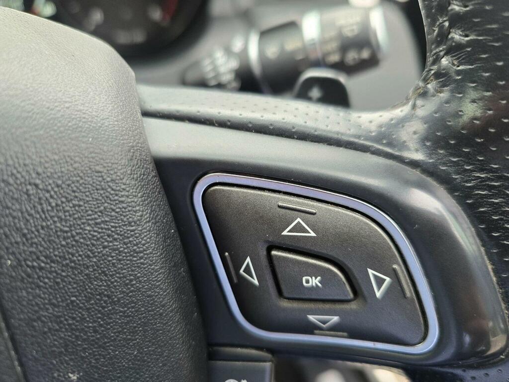 Land Rover Range Rover Evoque Se Tech Black #31