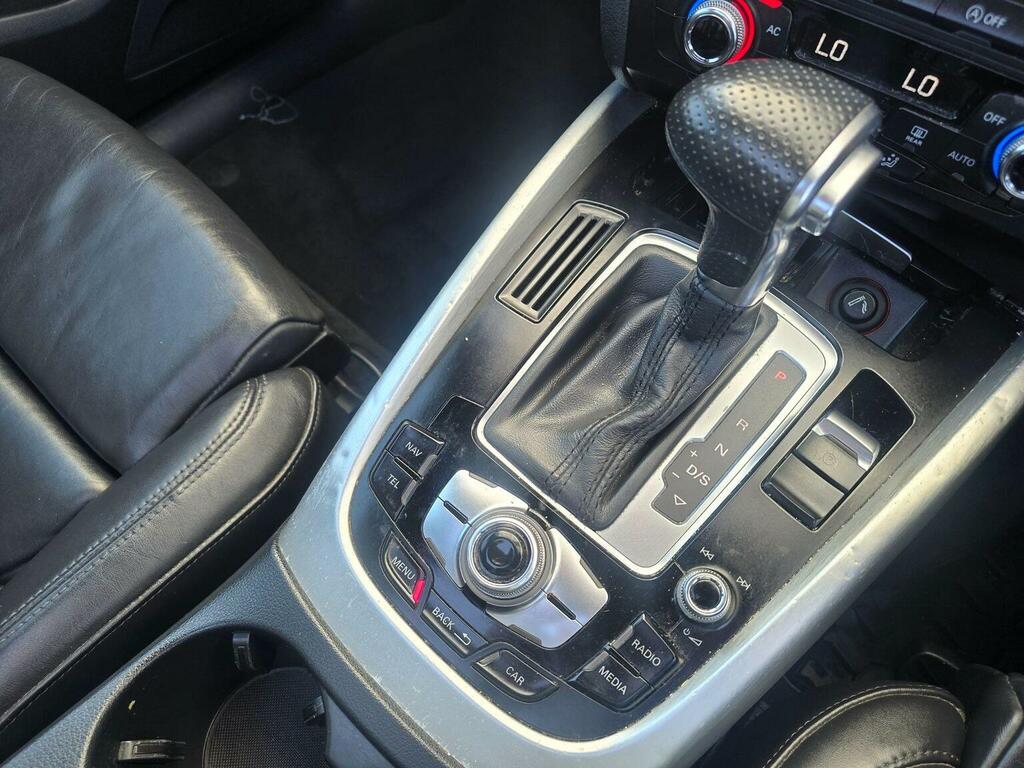 Audi Q5 2.0 Tdi S Line Black #25