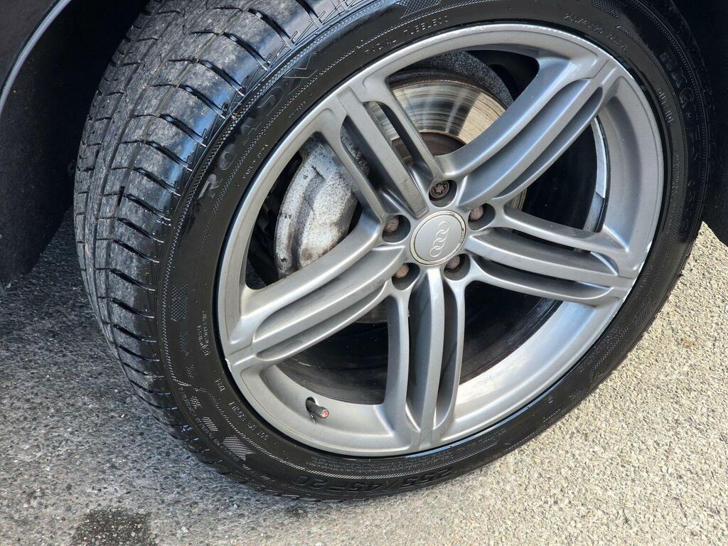 Audi Q5 2.0 Tdi S Line Black #18