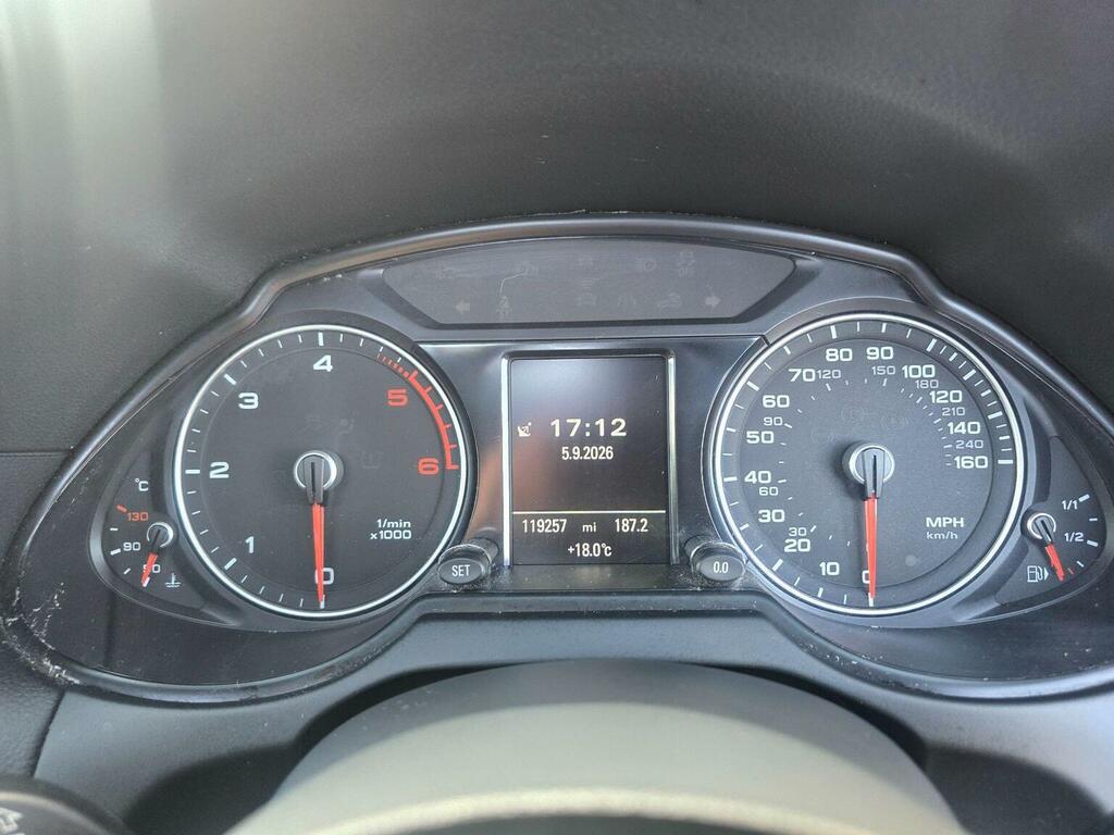 Audi Q5 2.0 Tdi S Line Black #35