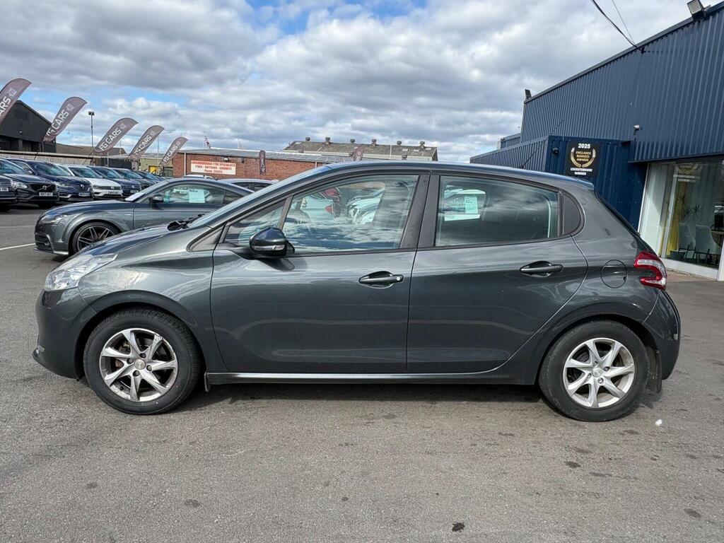 Peugeot 208 1.2 Vti Active Euro 5 Grey #4