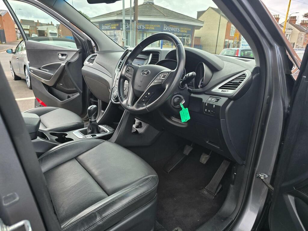 Hyundai Santa Fe 2.2 Crdi Blue Drive Premium 4Wd Euro 6 Ss Silver #3