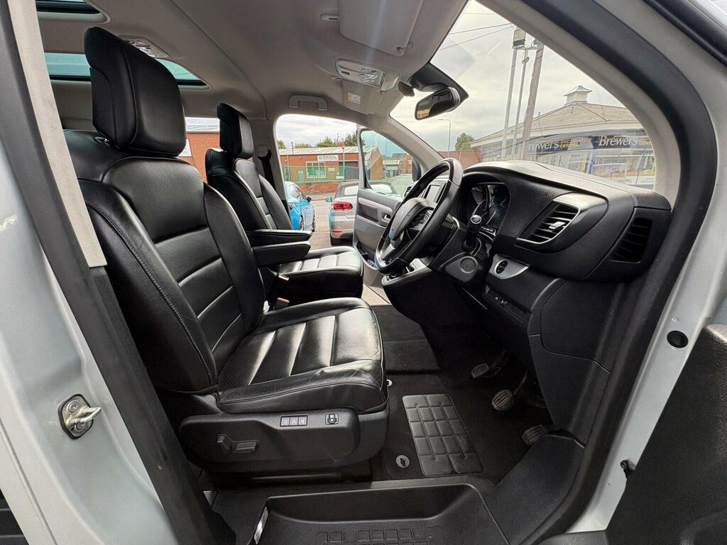 Peugeot Traveller Mpv 2.0 Bluehdi Allure Compact Mpv Swb Euro 6 Ss Silver #4