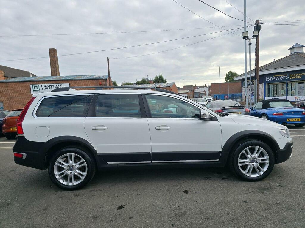 Volvo XC70 2.4L Se Lux Silver #8