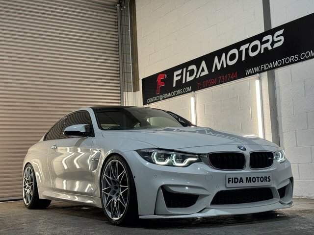 BMW M4 2018 3.0 Biturbo Competition Coupe Dct White #3