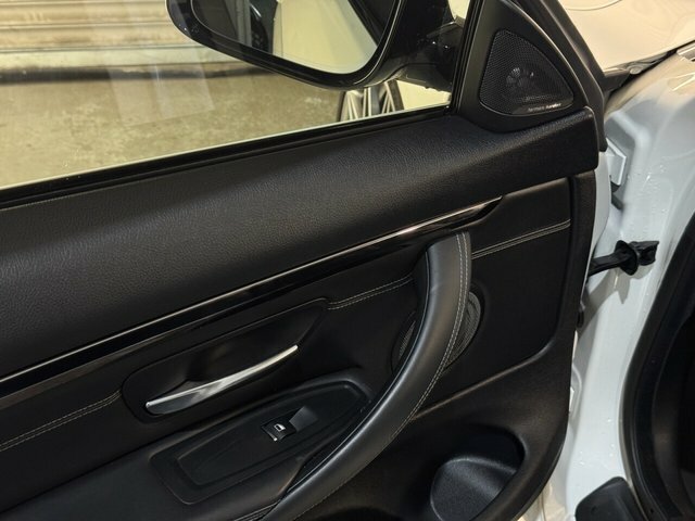 BMW M4 3.0 M4 Competition Edition Package White #41