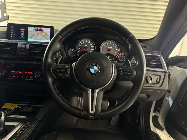 BMW M4 3.0 M4 Competition Edition Package White #26