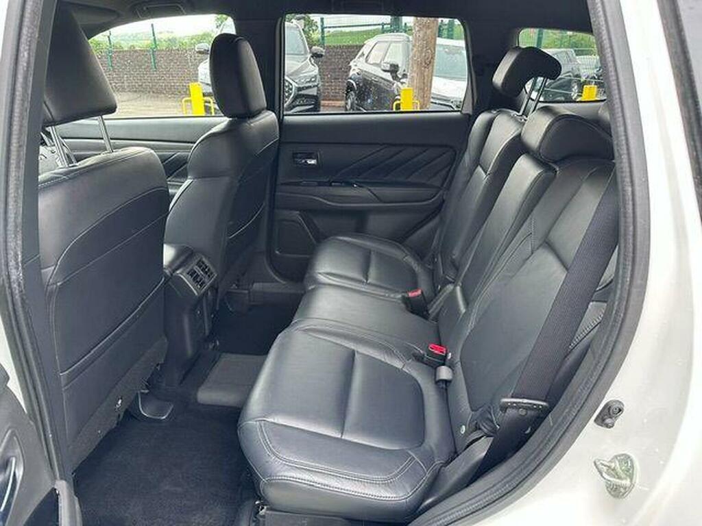 Mitsubishi Outlander Phev Exceed Grey #12
