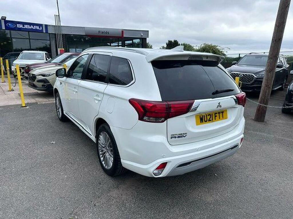Mitsubishi Outlander 2.4H Twinmotor 13.8Kwh Dynamic Safety Cvt 4Wd Euro White #4