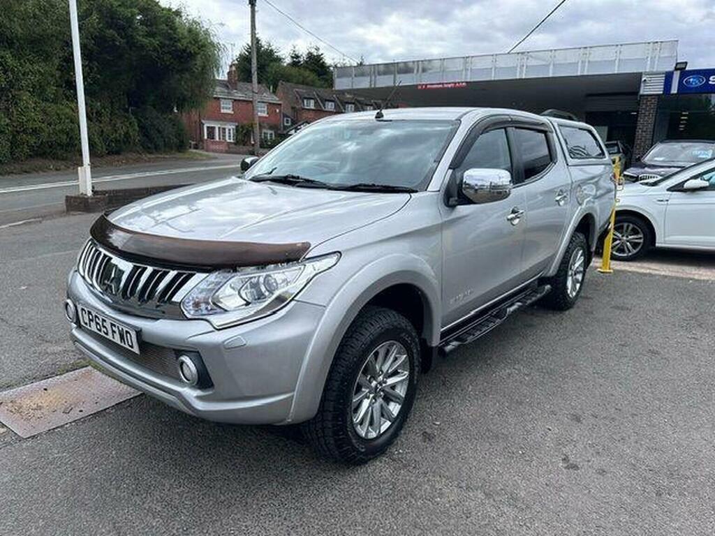 Mitsubishi L200 Pickup 2.4 Di-d Dc Barbarian 4Wd Euro 5 Silver #3