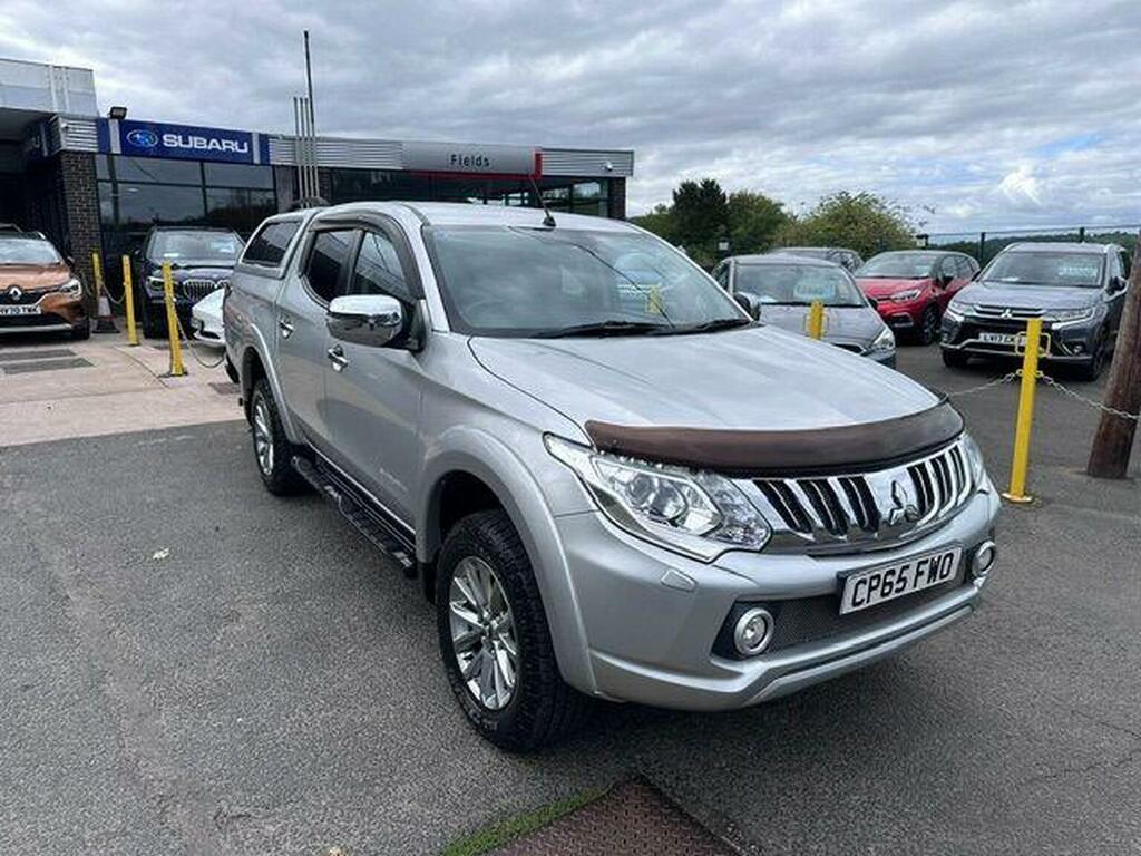 Mitsubishi L200 Mitsubishi L200 2.4 Di-d Dc Warrior Pickup Double Red #7
