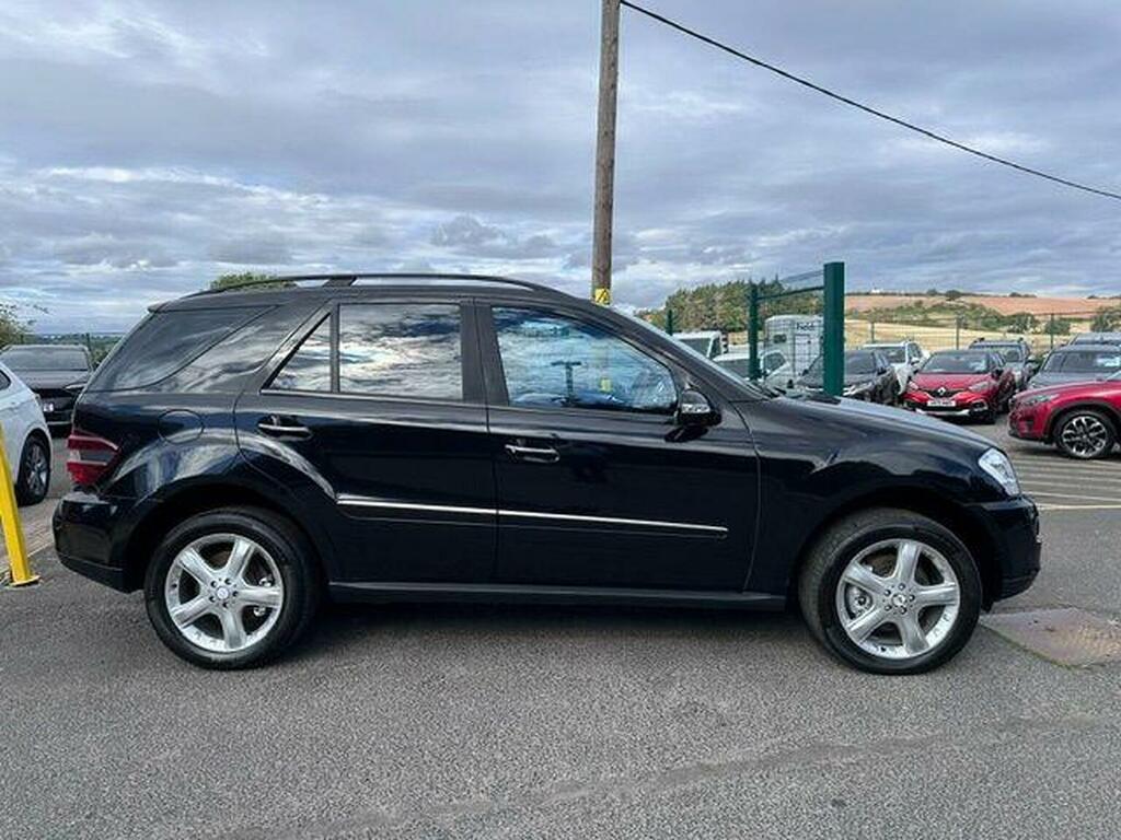 Mercedes-Benz M Class Ml280 Cdi Se 5-Door Blue #12