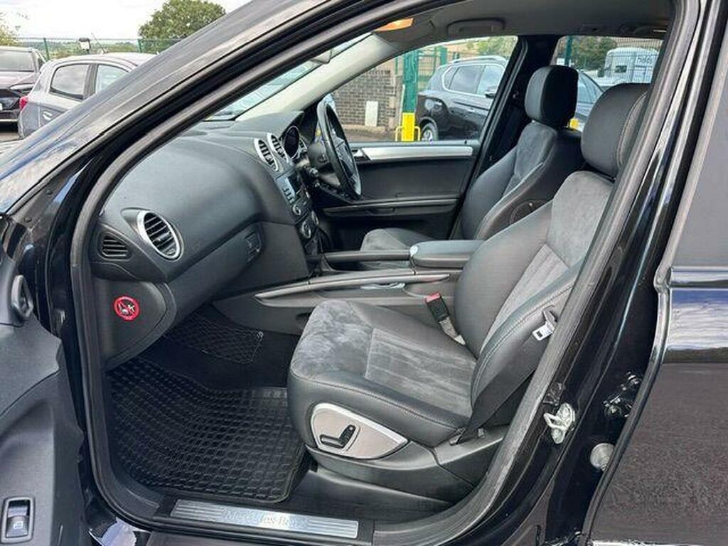 Mercedes-Benz M Class Suv 3.0 Ml320 Cdi Sport 7G-tronic 200757 Black #5