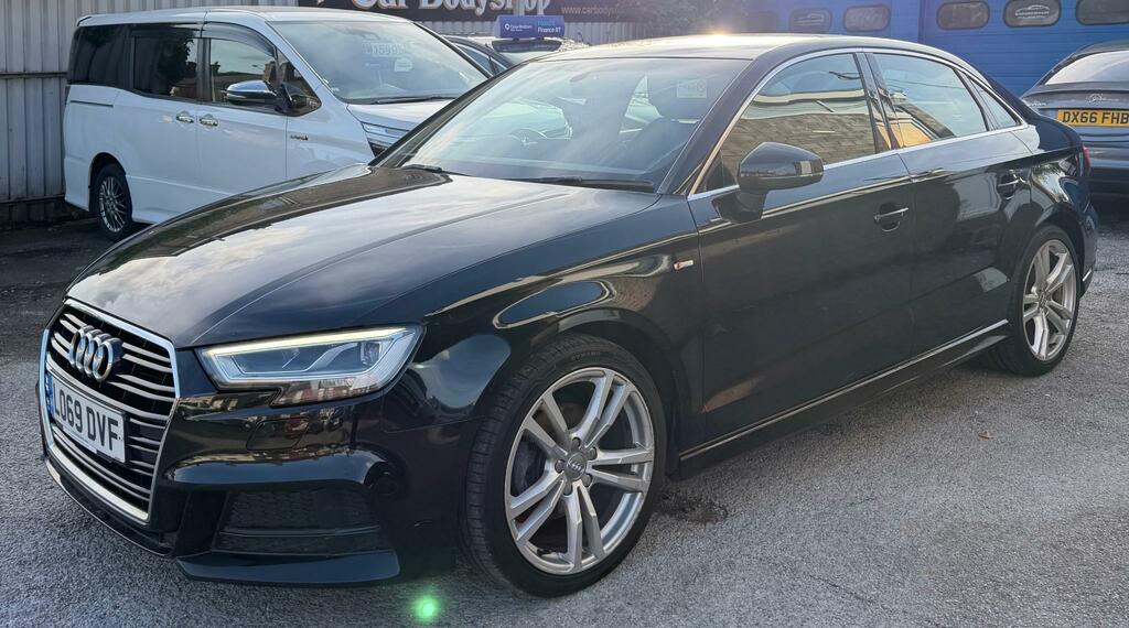 Audi A3 1.5 Tfsi Cod 35 S Line Saloon LO69DVF Black #4