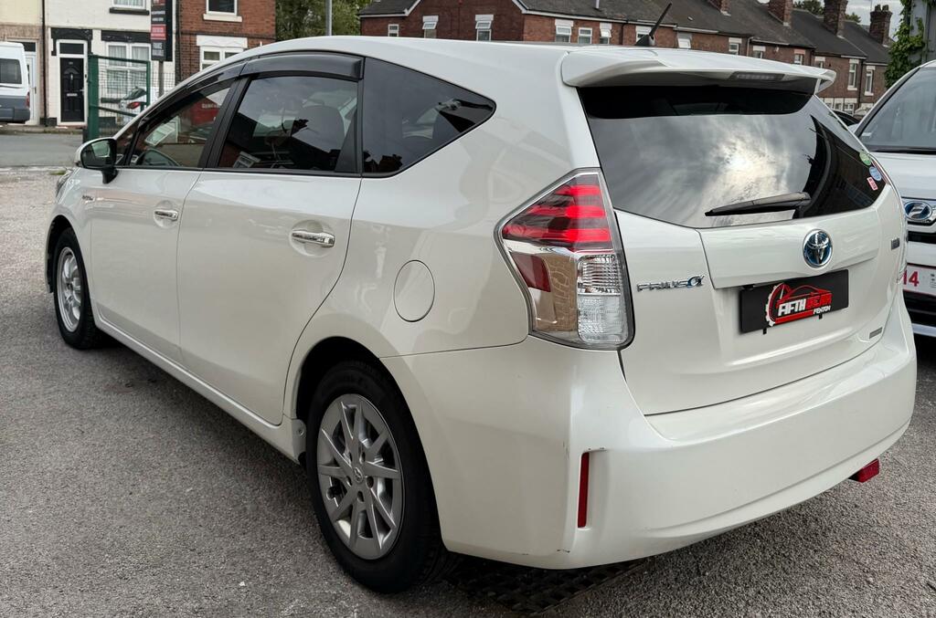 Toyota Prius+ Prius Blue #9