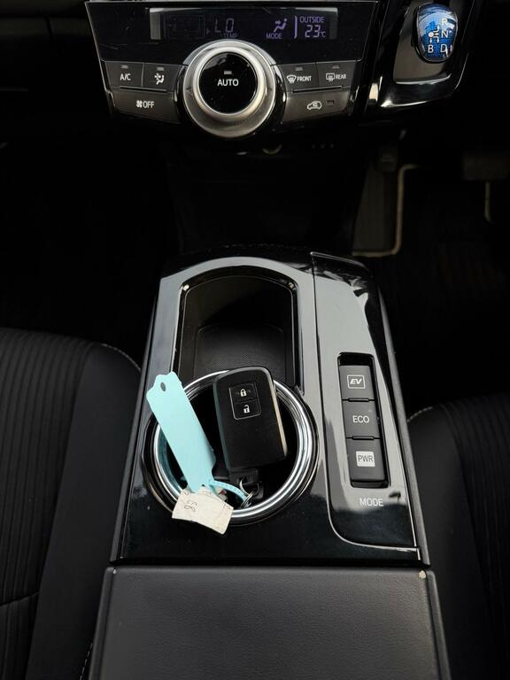 Toyota Prius+ Prius Blue #19