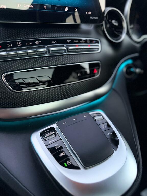 Mercedes-Benz V Class 2020 70 V220 #40