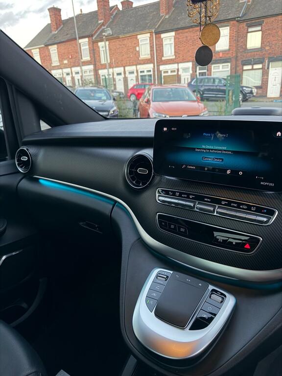 Mercedes-Benz V Class 2020 70 V220 #19