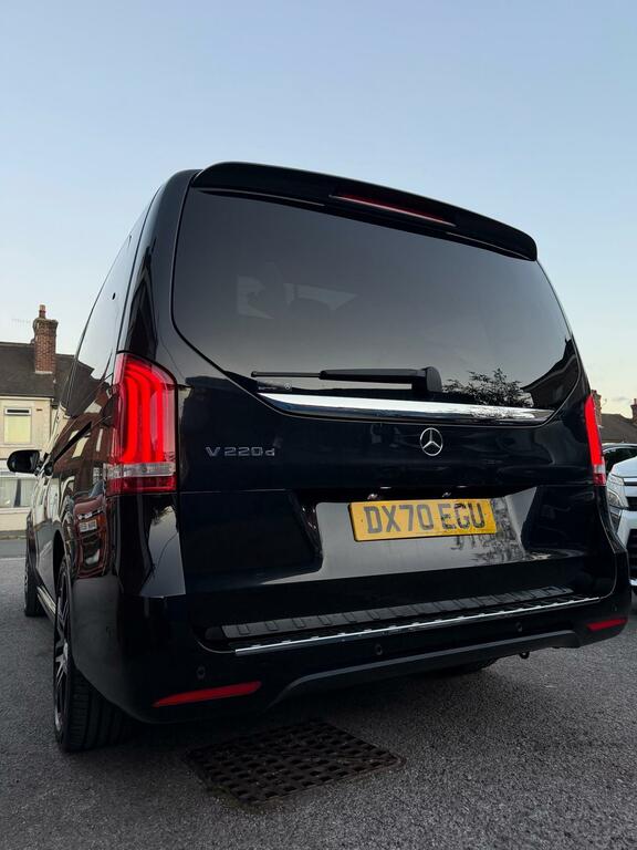 Mercedes-Benz V Class 2020 70 V220 #10