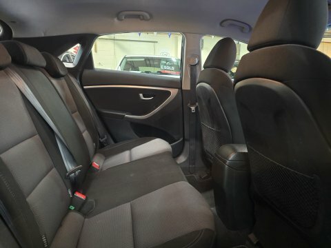 Hyundai I30 Active Crdi 109 Silver #10