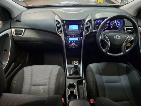 Hyundai I30 Active Crdi 109 Silver #20