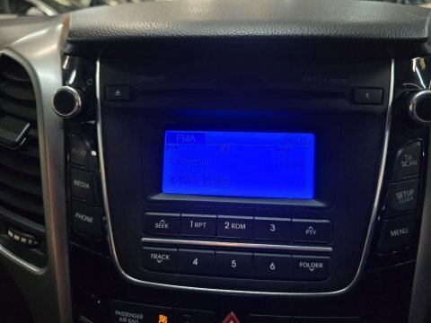 Hyundai I30 Active Crdi 109 Silver #26