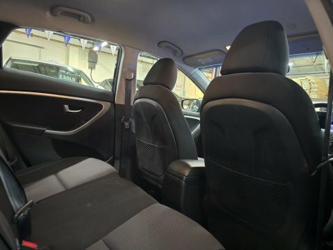 Hyundai I30 Active Crdi 109 Silver #11