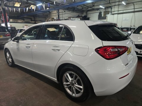 Mercedes-Benz A Class A 180 Se OE69AFX White #6
