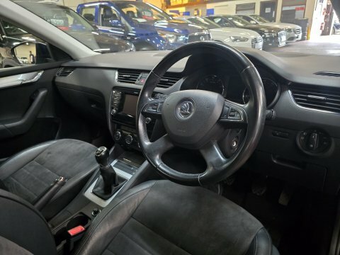 Skoda Octavia 1.6 Elegance Tdi Cr 104 Bhp Grey #11