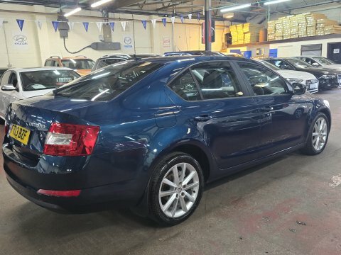 Skoda Octavia 1.6 Elegance Tdi Cr 104 Bhp Grey #6