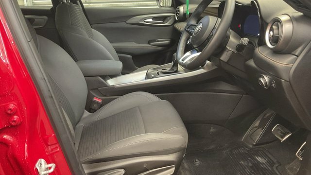 Alfa Romeo Tonale 2024 1.5 Vgt Mhev Sprint Suv Hybrid Dct Red #3