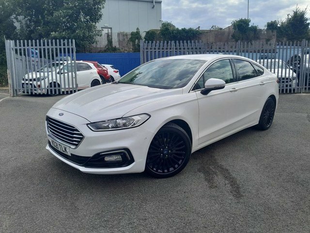 Ford Mondeo 2021 2.0 Ecoblue Titanium Edition Hatchback Di White