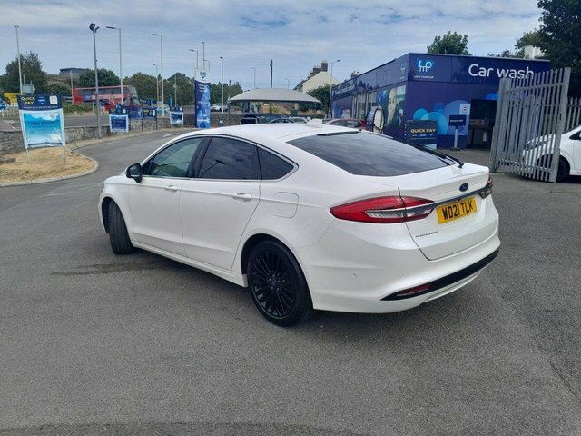 Ford Mondeo 2021 2.0 Ecoblue Titanium Edition Hatchback Di White #4