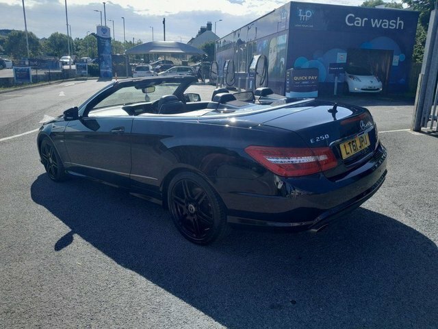 Mercedes-Benz E Class 2011 2.1 E250 Cdi Blueefficiency Sport Cabriolet 2 Black #2